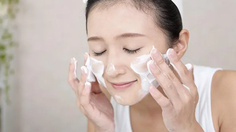 Tại Sao Chọn Đúng Sữa Rửa Mặt Lại Quan Trọng?